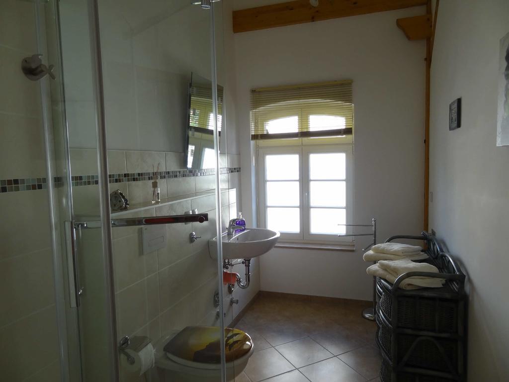 Nitschke "Zum Nusshof" Apartment อาห์เรนส์เฟลเดอ ห้อง รูปภาพ